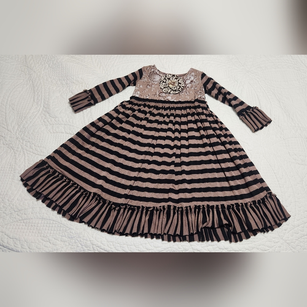 Owl's & Bat's Super Cute Striped Dress